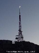 La Pandera. Antena con la Luna