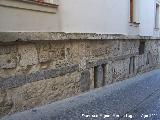 Ayuntamiento de Martos. Muro con inscripciones romanas