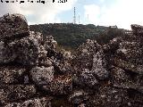 Trinchera de la Camua de Castillo. Cerro del Agua en frente