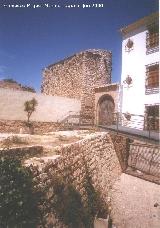 Castillo de Torredonjimeno. Torren Puerta de Martos. 