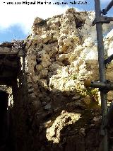 Castillo de Torredonjimeno. Murallas. 