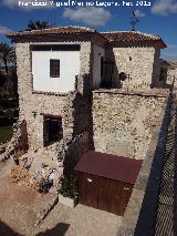 Castillo de Torredonjimeno. Palacio. Lateral