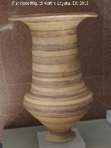 Cmara Sepulcral de Toya. Vaso a chardn siglo IV a.C. Museo Ibero