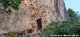 Eremitorio de la Magdalena. Entrada con pinturas murales