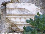 Iglesia de San Benito. Friso romano integrado en el muro