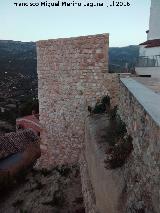 Murallas de Quesada. Torren reconstruido en el Mirador de la Baranda