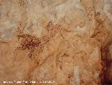 Pinturas rupestres del Abrigo de la Caada de la Cruz. Primer ciervo seguido del segundo