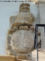 Casa de la Corredera de San Fernando n 5. Escudo izquierdo