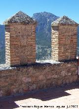 Torre del Homenaje. Almenas y el Yelmo al fondo