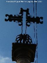 Cruz de San Tesifn. Cruz de hierro calado