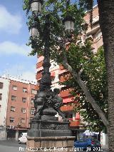 Farolas del Paseo de Linarejos. 