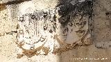 Castillo de Arcos de la Frontera. Escudos