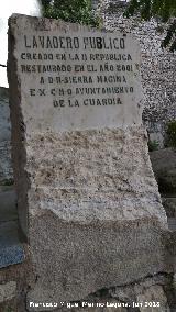 Lavadero de la Guardia. Placa