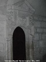 Iglesia de San Juan Evangelista. Puerta