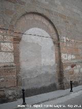 Iglesia de Ntra Sra de la Paz. Portada cegada