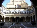 Hospital de Santiago. Patio Central. 