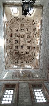 Hospital de Santiago. Escalera. B�veda