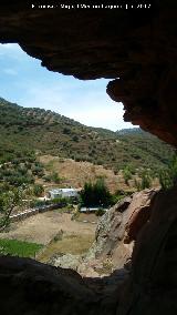 Cortijo del Pen de Zuzaa. Desde el abrigo alto del Pen de Zuzaa