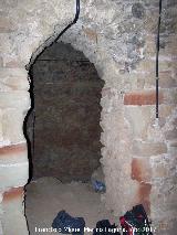 Castillo de Torres. Puerta entre los dos habitculos de la planta baja