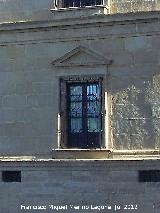 Palacio del Den Ortega. Ventana del piso inferior