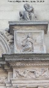 Sacra Capilla de El Salvador del Mundo. Detalle de la Portada de Santiago