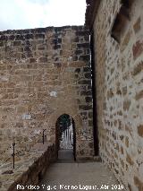 Muralla de San Lorenzo. Paso del adarve tras el Torren de San Lorenzo
