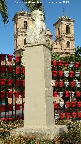 Monumento de Ricardo Codorni. 