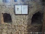 Iglesia de San Lorenzo. Hornacinas del pasillo