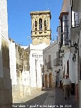 Bas�lica Menor de Santa Mar�a de la Asunci�n. Campanario desde la Calle Boticas