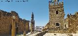 Alc�zar de la Puerta de Sevilla. Patio de Armas y Torre del Oro