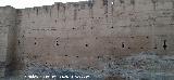 Castillo de Alcal� de Guadaira. Muralla y troneras de palo y orbe