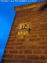 Ermita de la Virgen del Castillo. Ventana alta