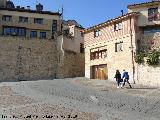 Paseo del Rector Esperab. En la Puerta del Ro