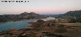Luna. Pantano de Zahara-El Gastor