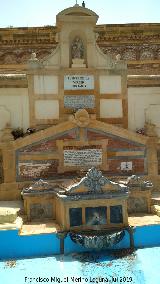 Fuente Santa. 
