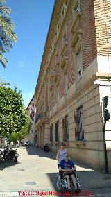 Edificio de Hacienda de la Avenida Teniente Floresta. 