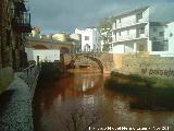 Paseos por el Ro Guadalimar. Puente romano y al fondo el Puente Nuevo