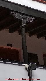 Corrala de Santiago. Detalle de columna