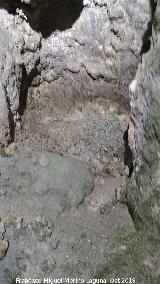 Cueva de las Cazoletas. Posible cazoleta