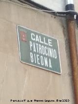 Calle Patrocinio Biedma. Placa