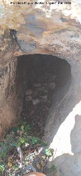 Pinturas rupestres Abrigo Este de las Pe�as de Castro VI. Cueva del abrigo