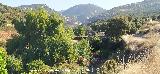 Puente minero del Renegadero. Al fondo el Cerro Padre Santo