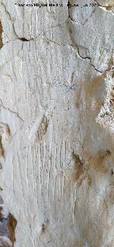 Eremitorio de las Grajas. Grafitis y grabados modernos en el enlucido de las paredes de la vivienda