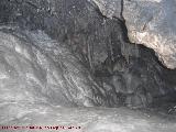 Cueva de los Murcielagos. Formaciones rocosas
