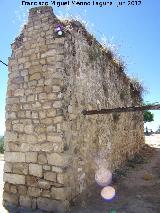 Puerta de Santa Mara. Jamba y parte intramuros