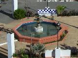 Fuente de la Plaza de la Iglesia. Desde el castillo