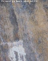 Pinturas rupestres de la Cueva del Plato grupo III. Zigzags