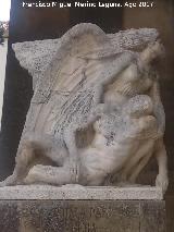 Monumento por la Paz. Estatua