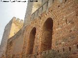 Alhambra. Torre Quebrada. Arcos