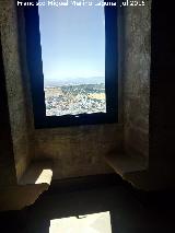 La Mota. Casas del Cabildo. Ventana con bancos